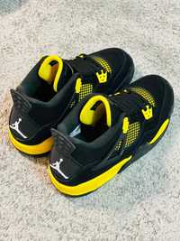 Jordan 4 Retro Thunder 41