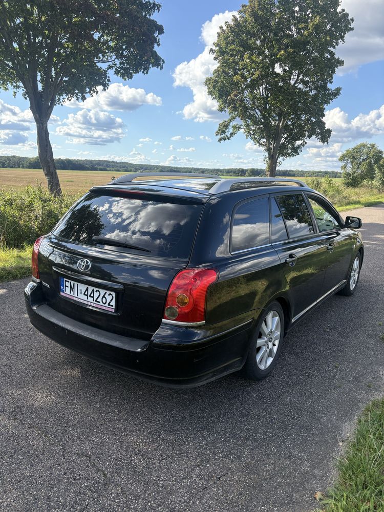 Toyota Avensis t25 1.8 vvti 2004