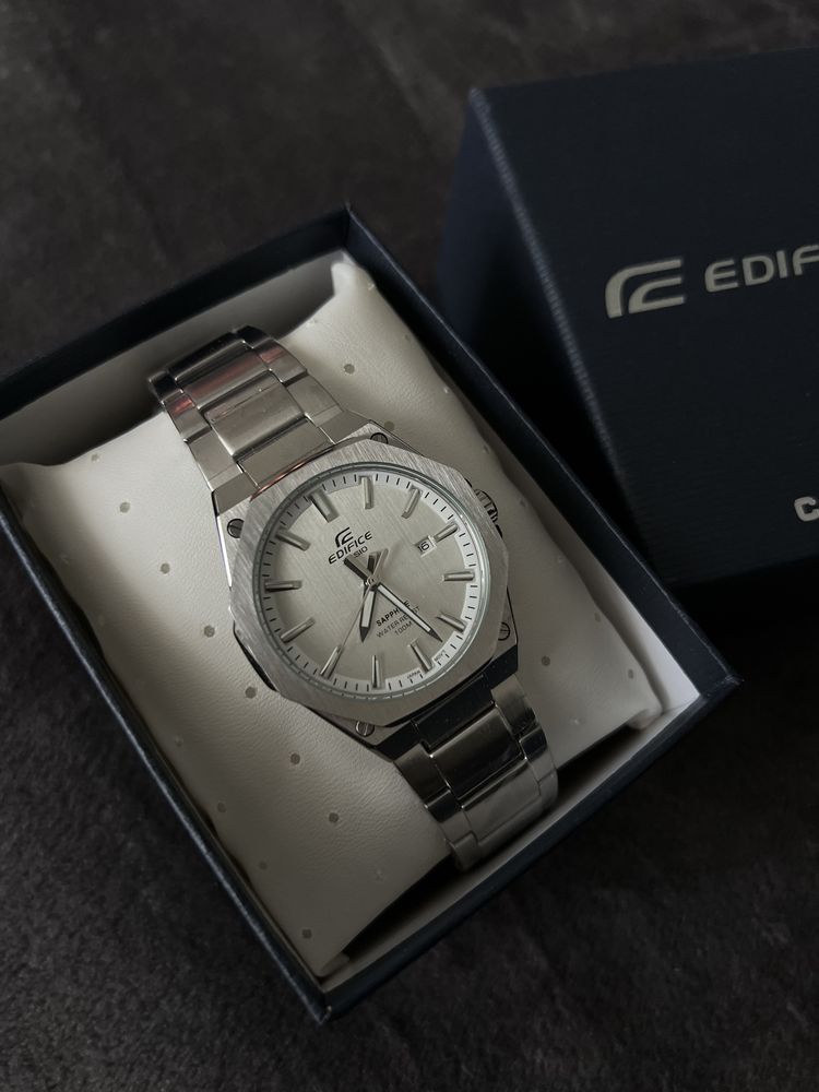 Годинник Casio Edifice EFR-S108D