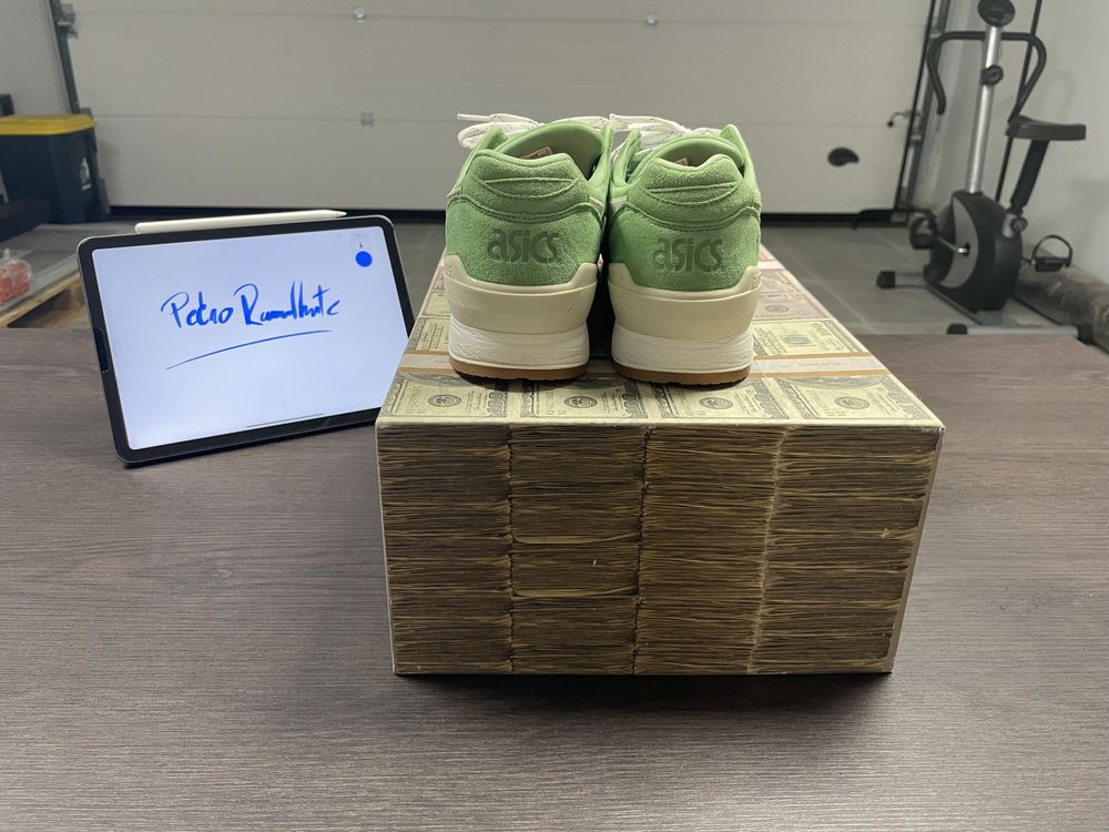 ASICS Gel-Respector Coca (Special Box)