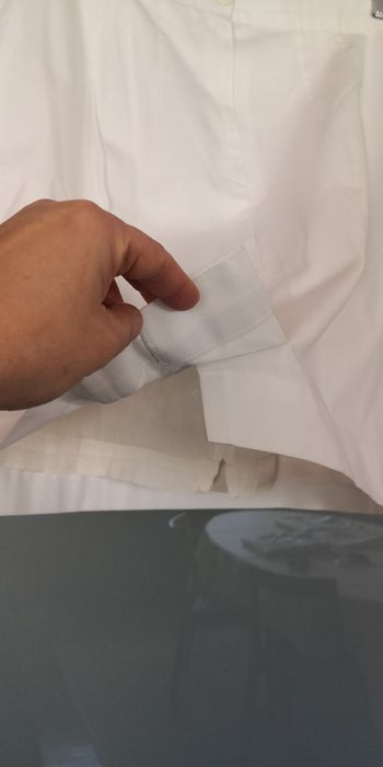 2 uniformes hospitalares femininos (saia e casaco)