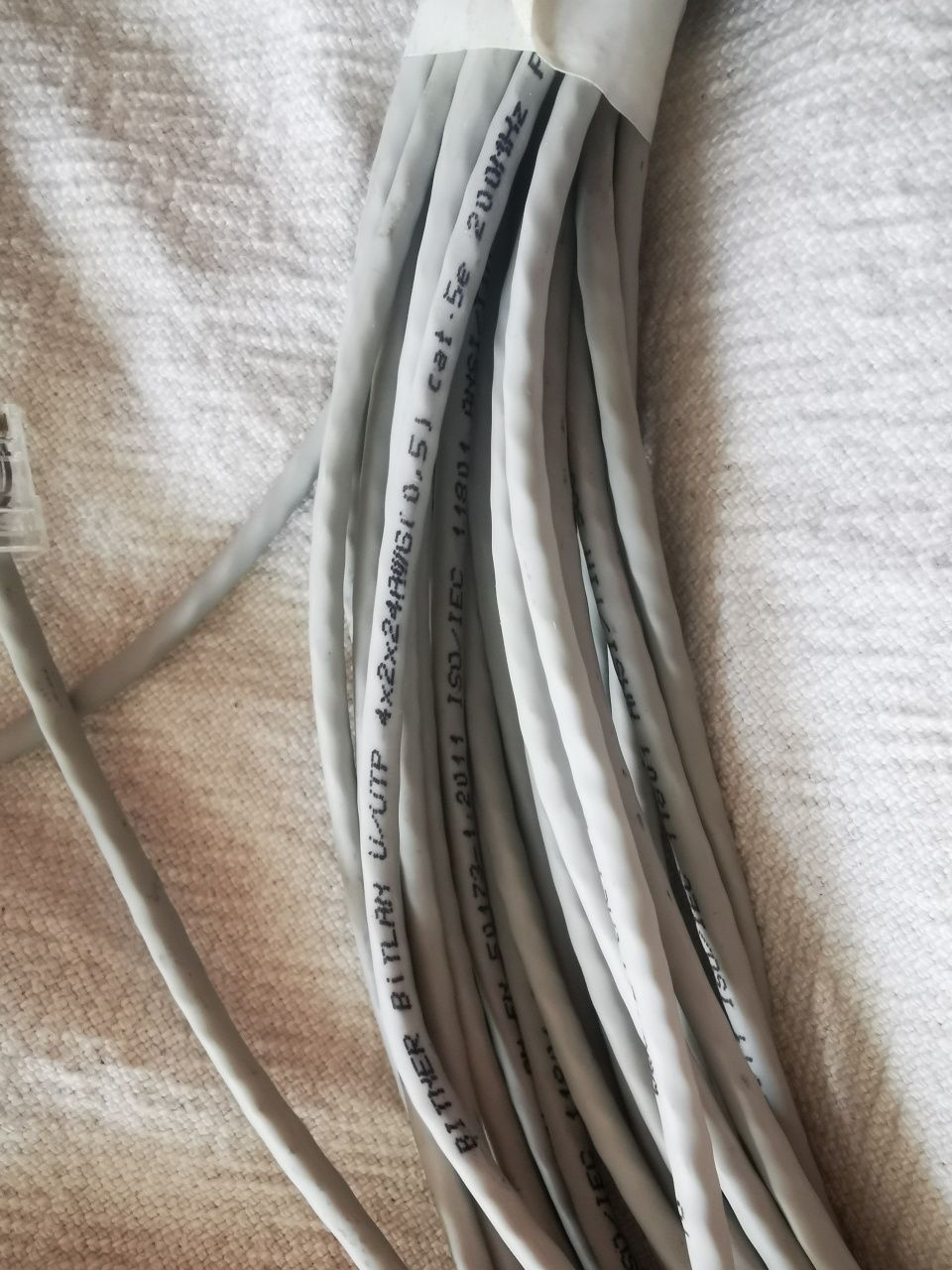 Kabel Ethernet 8 metrów z zarobionymi końcówkami RJ45