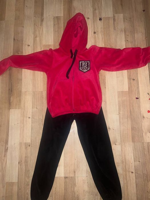 Спортивний костюм