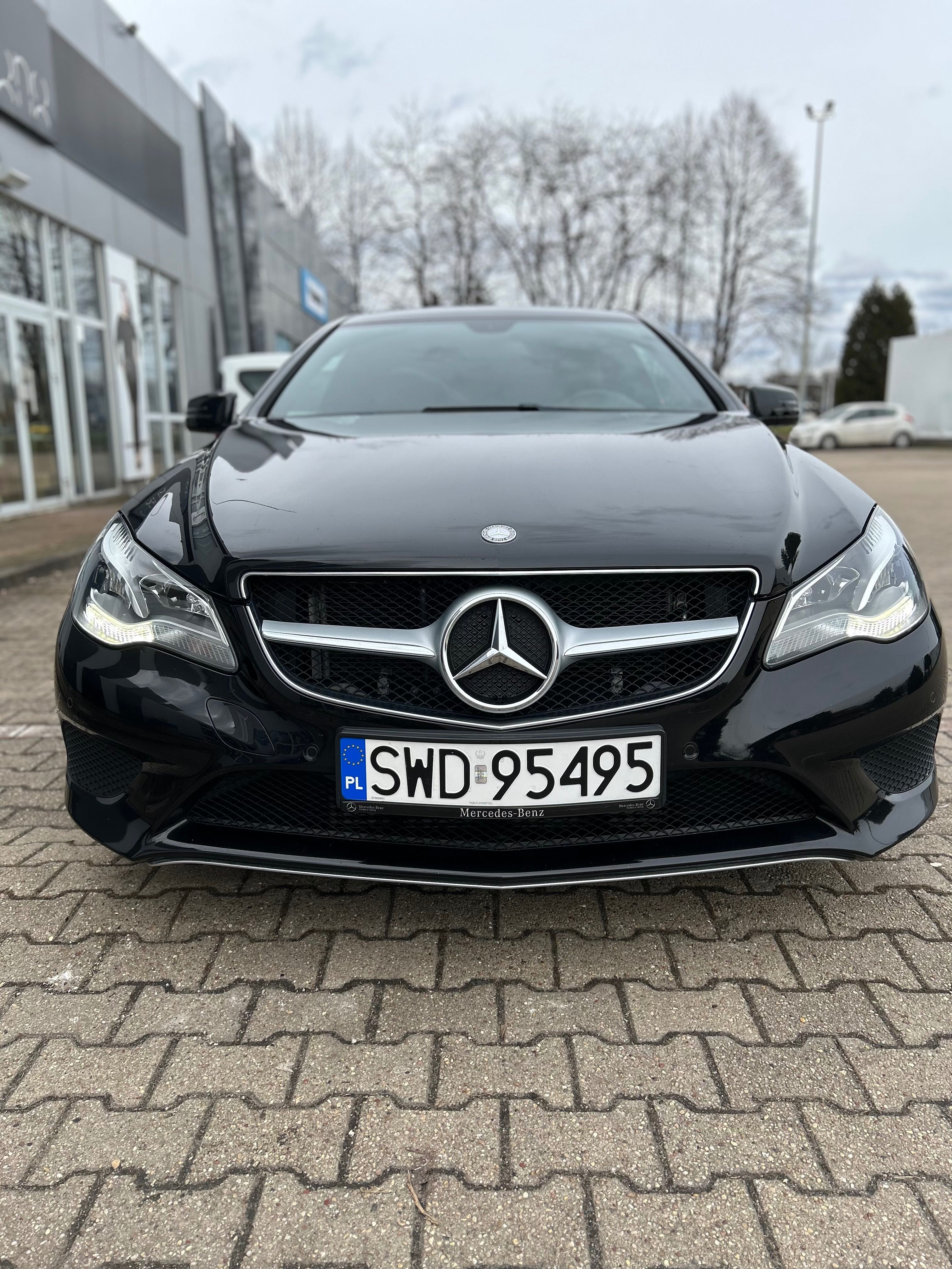 Mercedes Benz W 207 benzyna 2.0 stan perfekcyjny 2015r 99450km