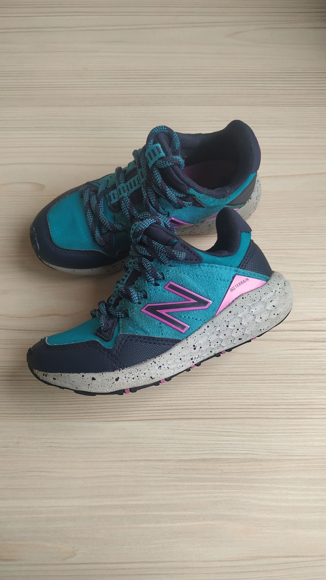 Кросівки дитячі New Balance 27-28