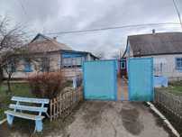 Продам будинок. Кіровоградська область,  смт. Устинівка.