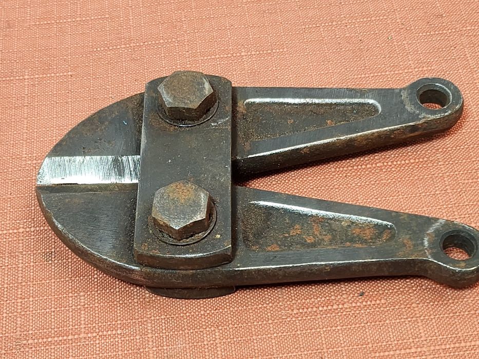 Nożyce do prętów głowica