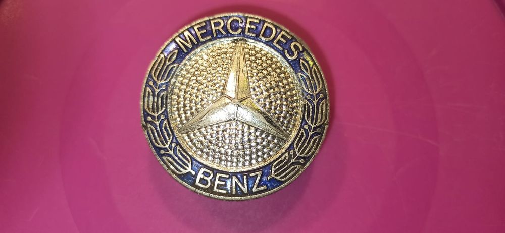 MERCEDES W124 W201 Emblemat grilla przód oryginał