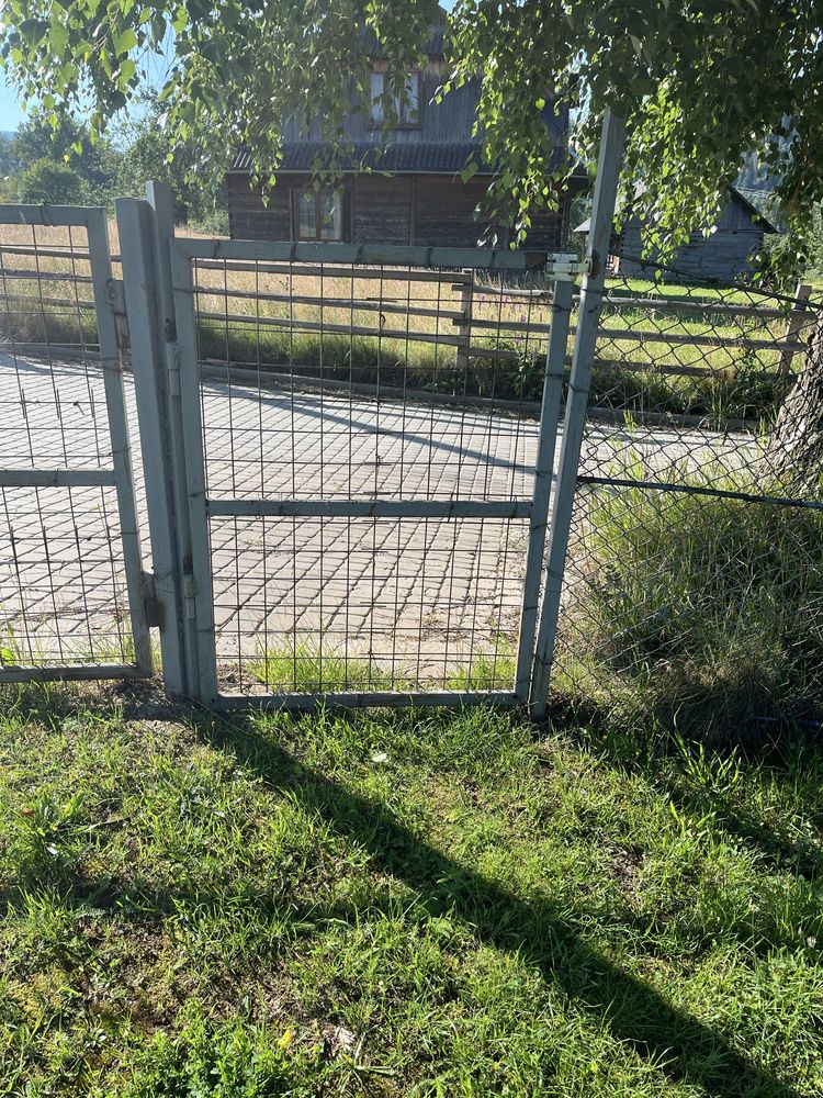 Брама і хвіртка з профтруби.
