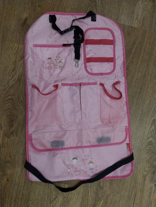 Захист на сидіння автомобіля дитячий