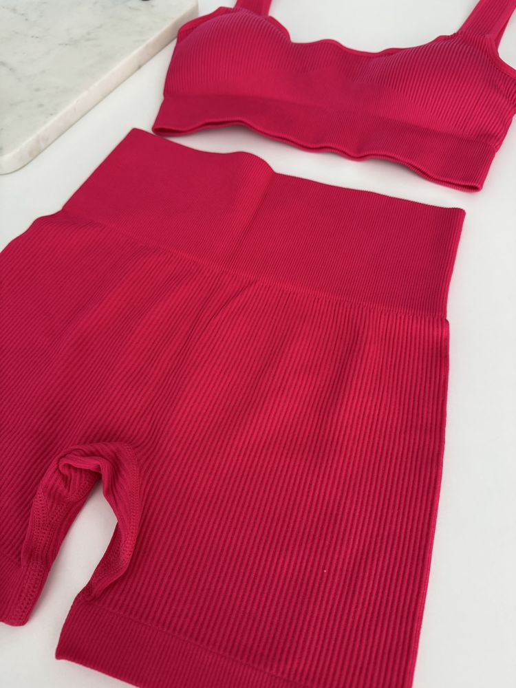 Komplet sportowy, set, legginsy z wysokim stanem oraz top, rozmiar M