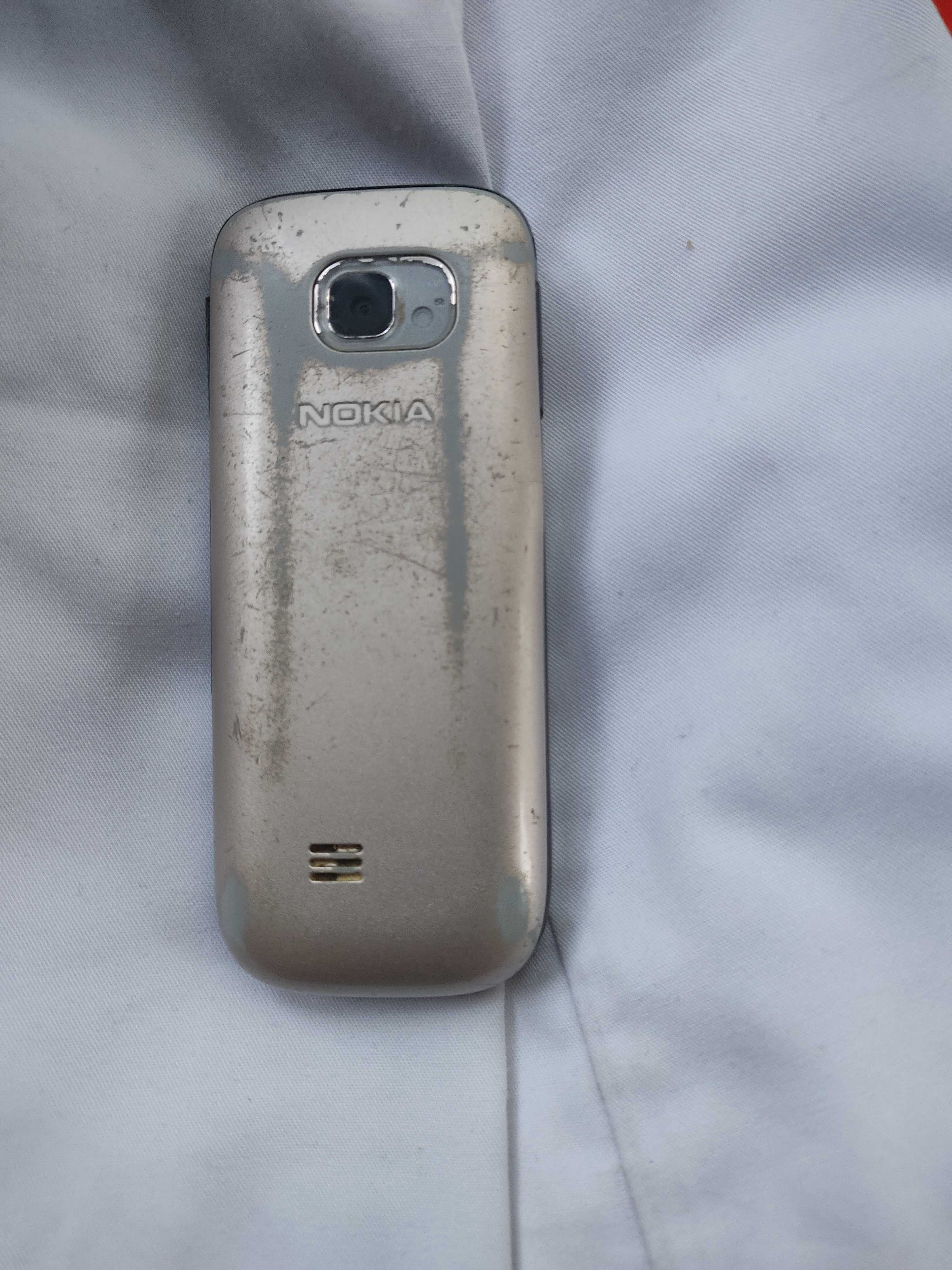 Nokia C2-01 з аккумулятором