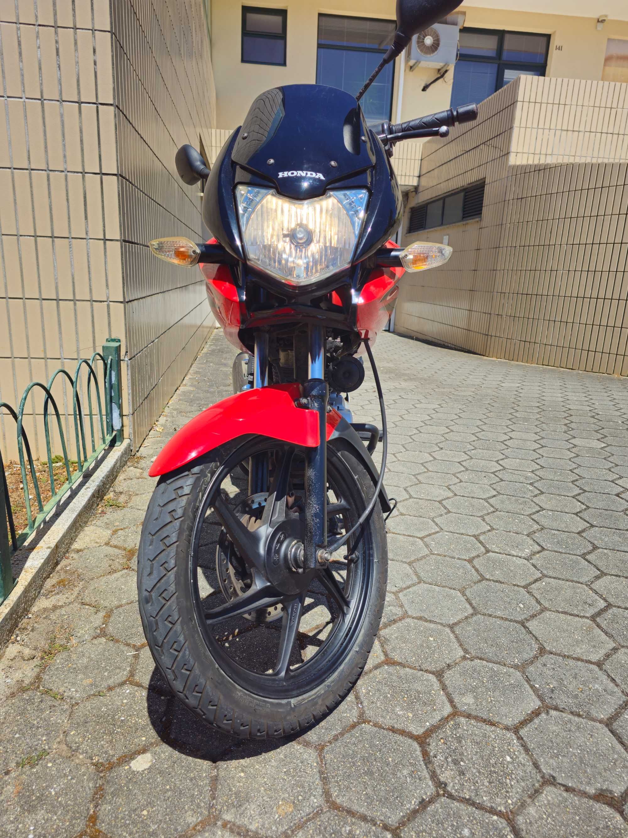 Honda CBF125 usada