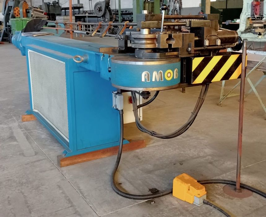 Maquina curvar tubo Amob MDH60