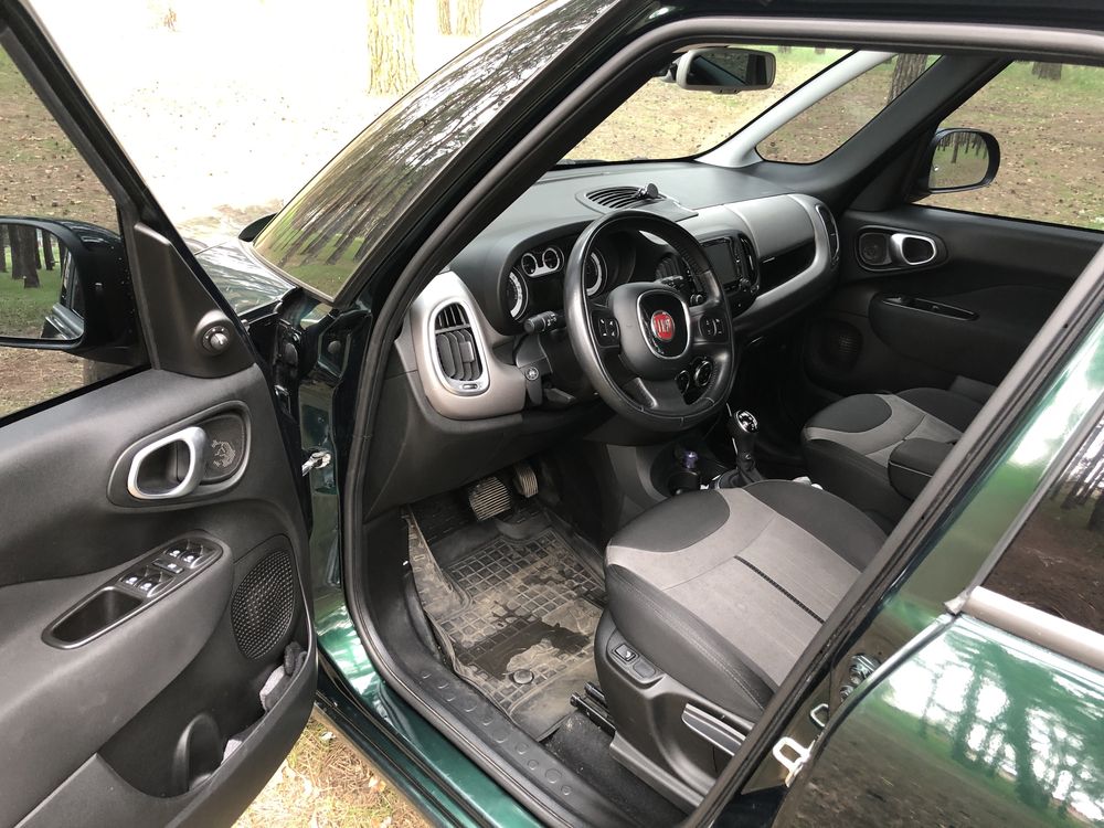 Продам Fiat 500L 2015года 1.4turbo