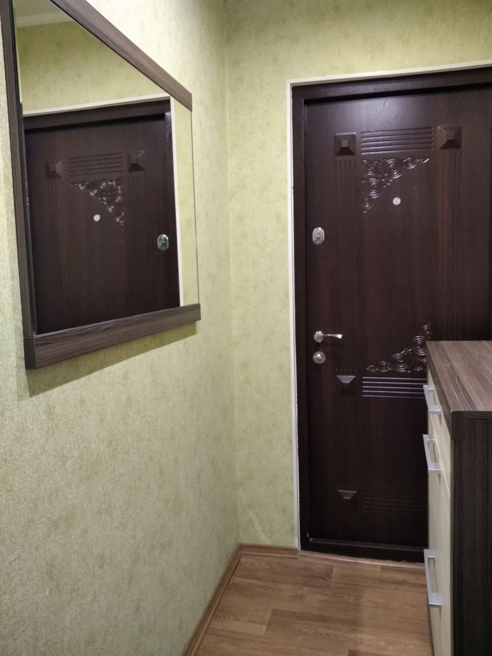 Оренда 2к на Свято - Миколаївській
