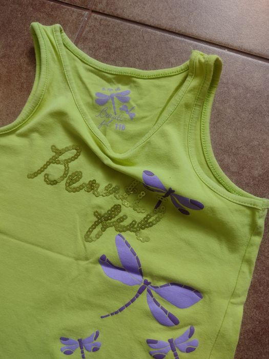 Bluzeczki dziewczęce na naramkach 116