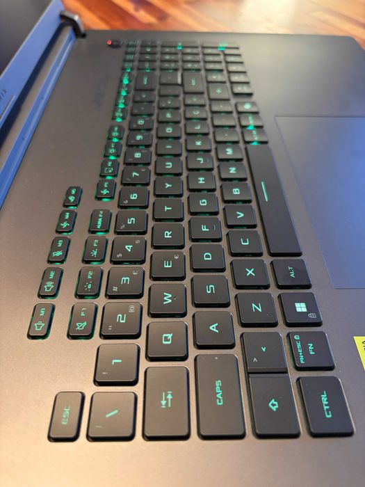 Gamer Pro: ASUS G18 2025 • RTX 5080 • Ultra 9 • Upgrade 32GB/3TB