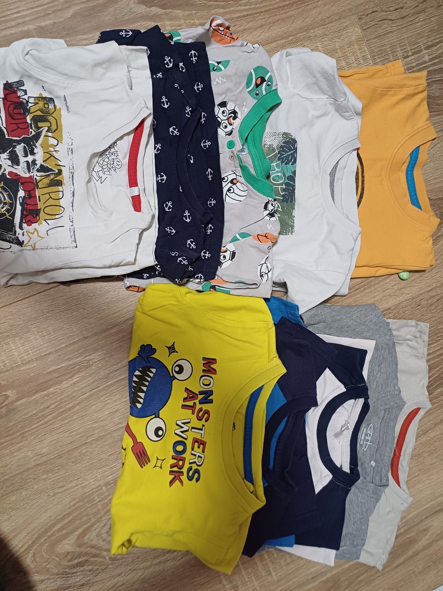 10 koszulek dziecięcych 92-98