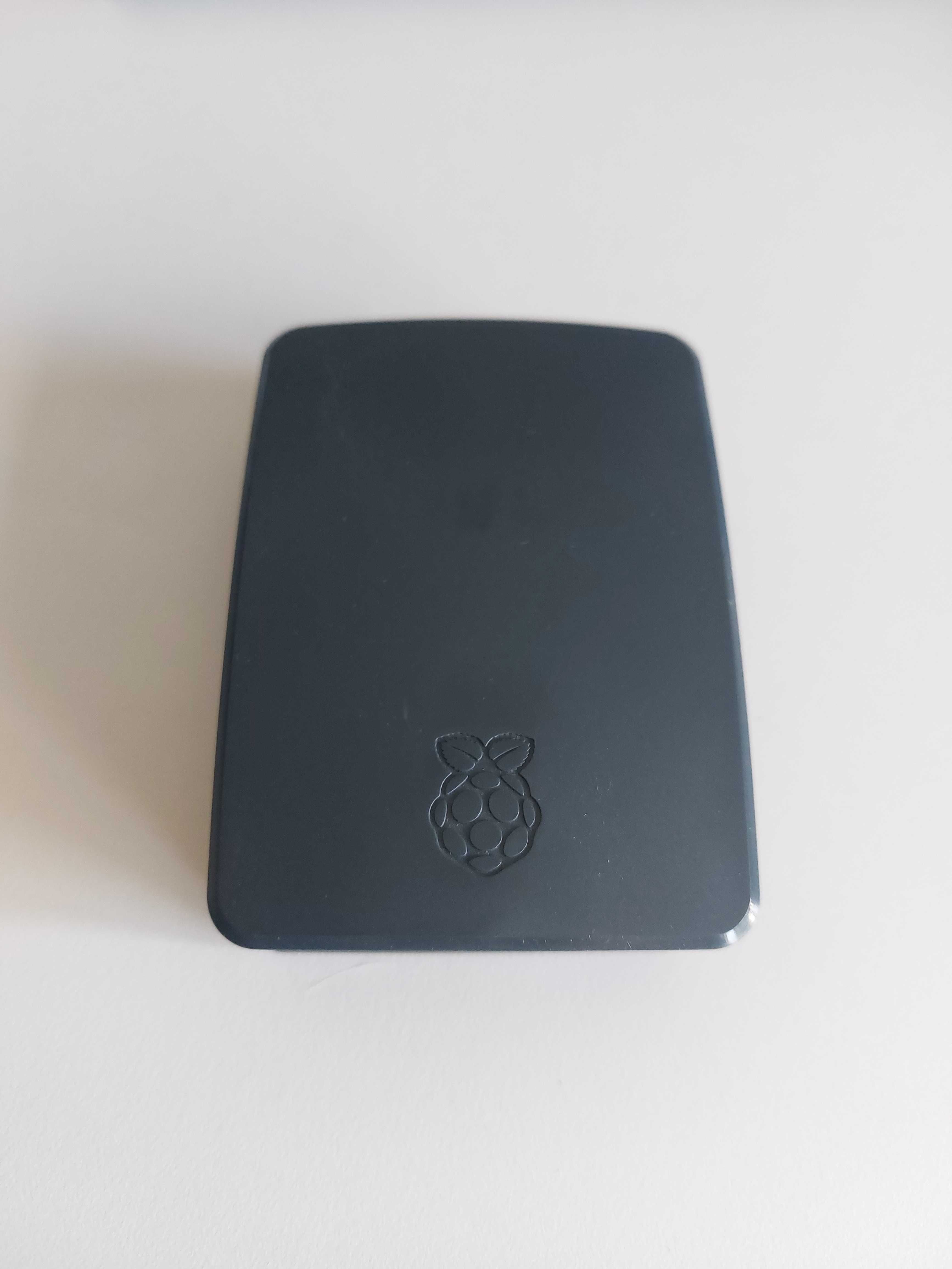 Caixa Oficial preta com ventoinha para Raspberry Pi 4 model B