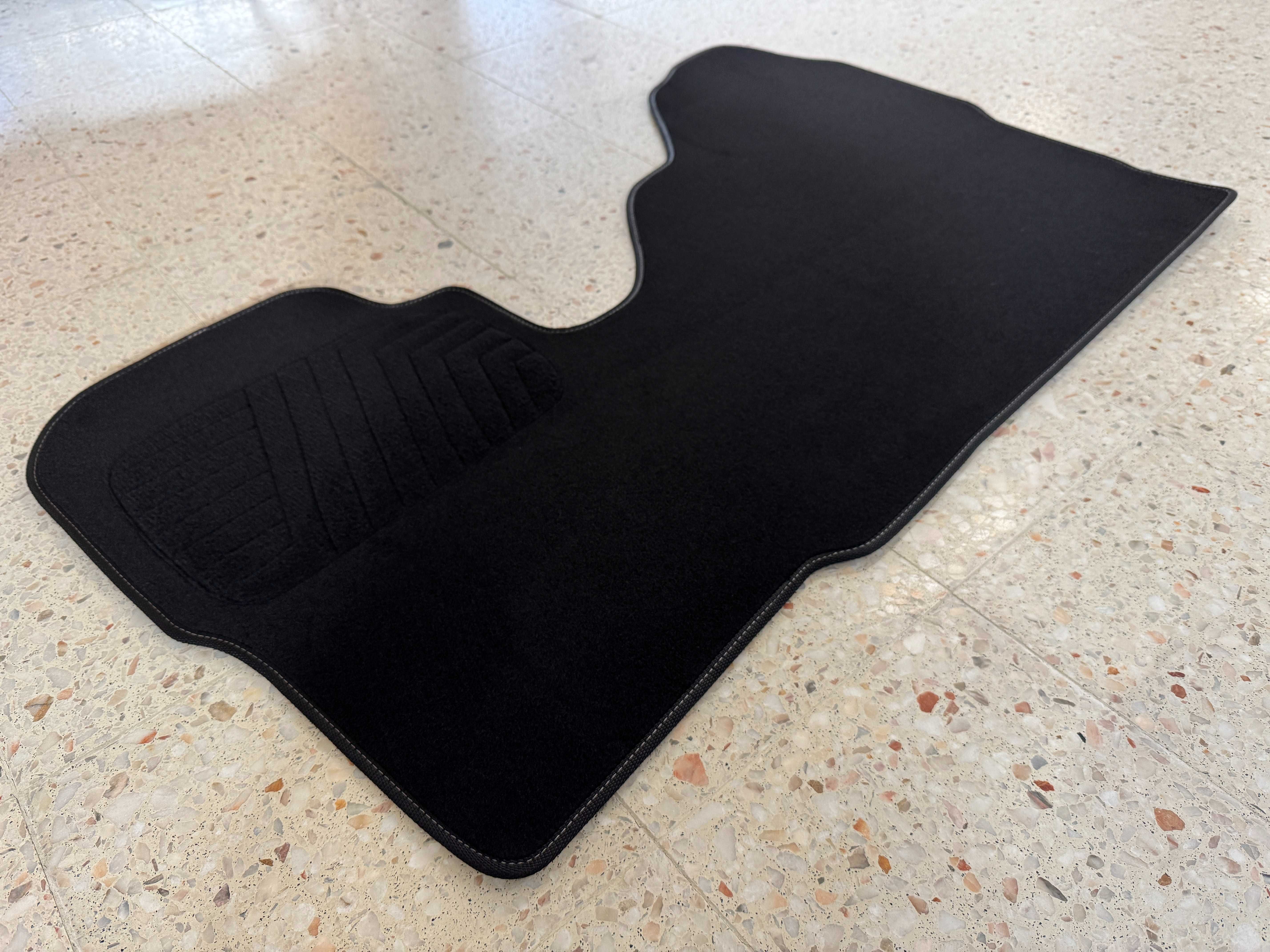 Tapetes Ford todos modelos - CarPed.pt