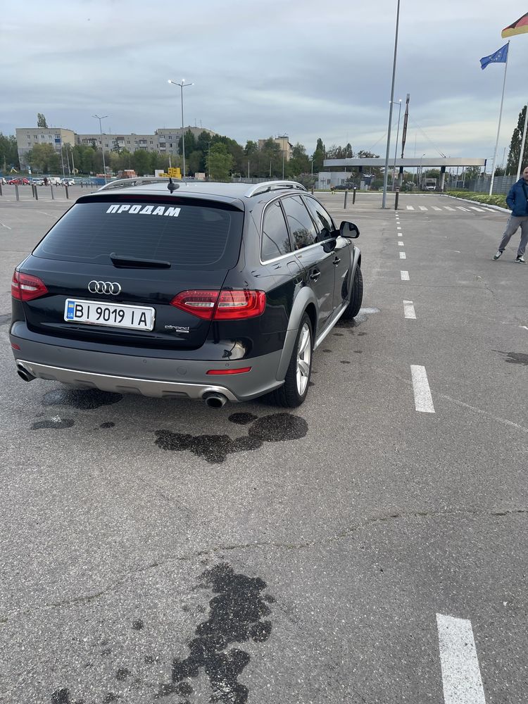 Audi a4 allroad 2012