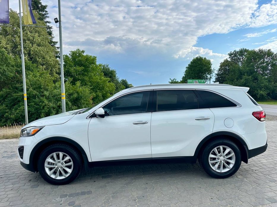 Продам власну Kia Sorento 2015