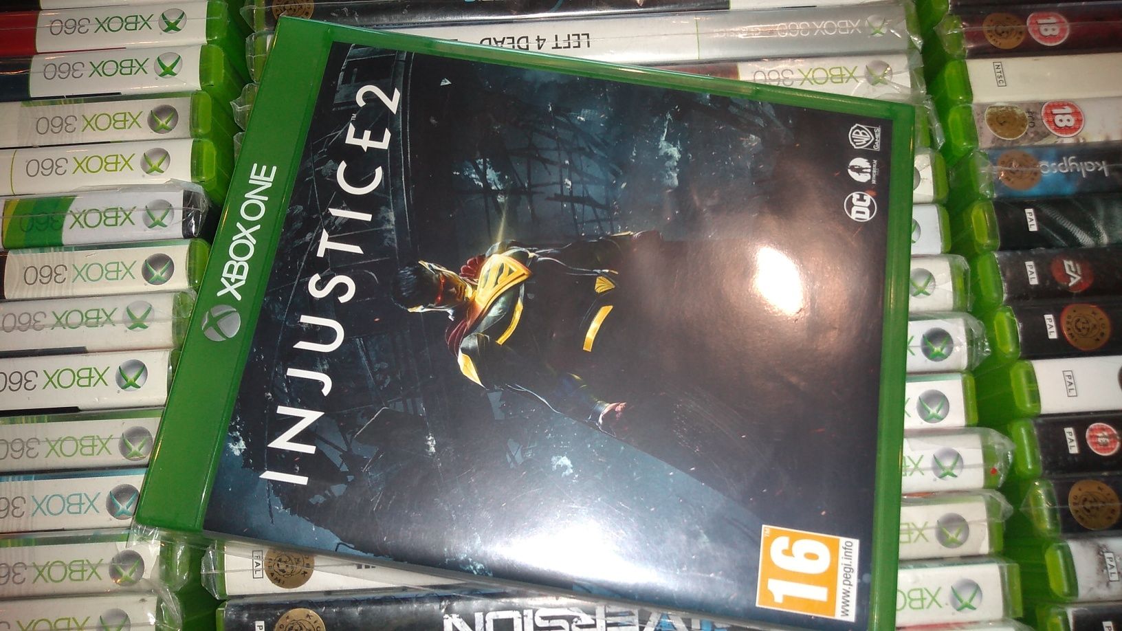 Injustice 2 Xbox One gra PL (bijatyka od twórców Mortal Kombat)