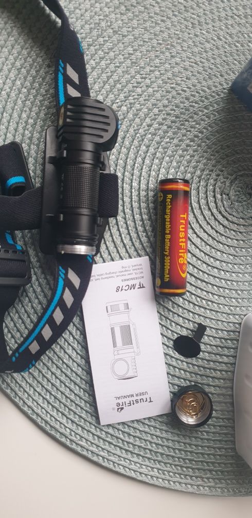Trustfire mc18 1200 lumenów latarka led