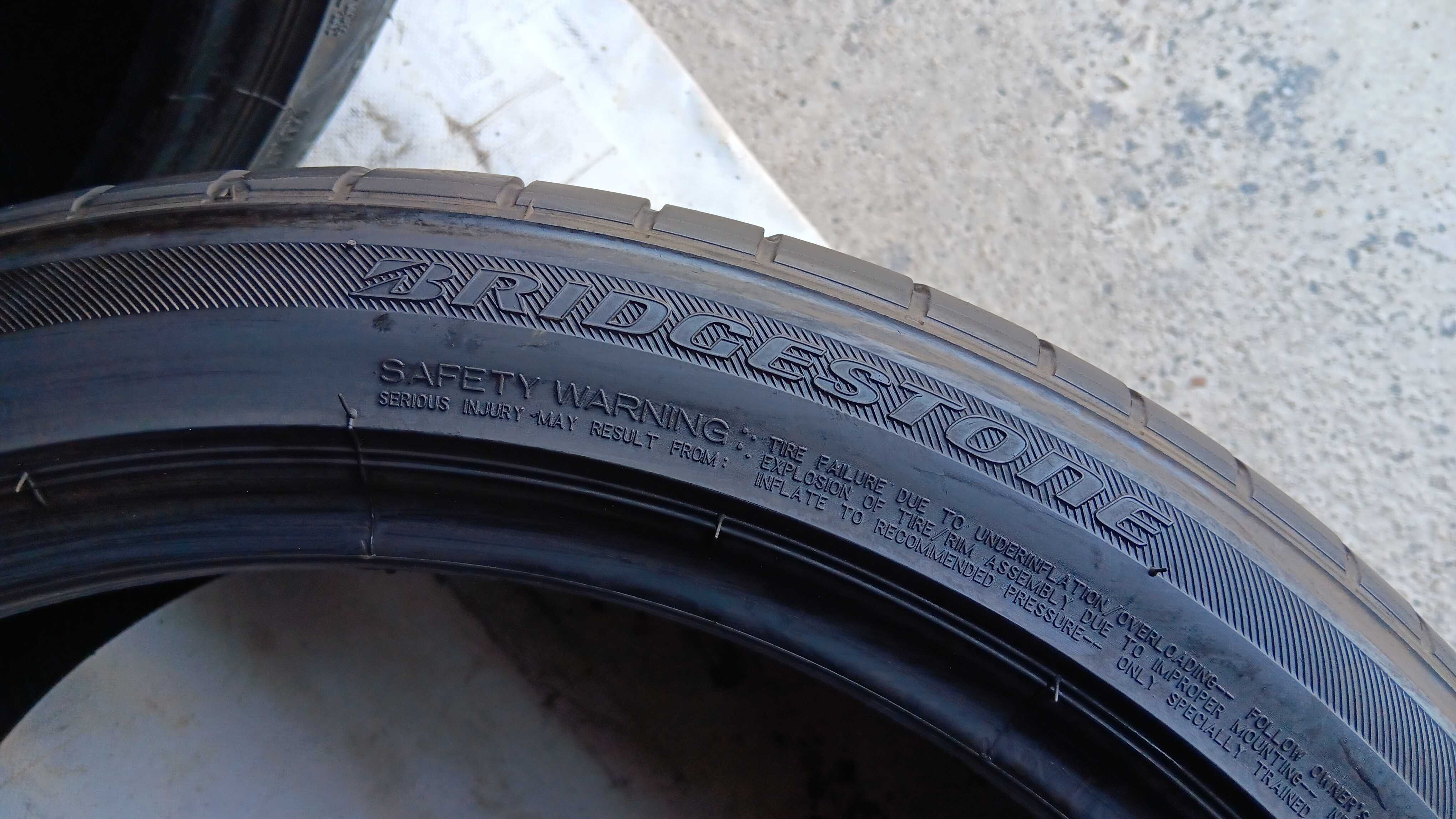 235/40/19 Bridgestone potenza s001