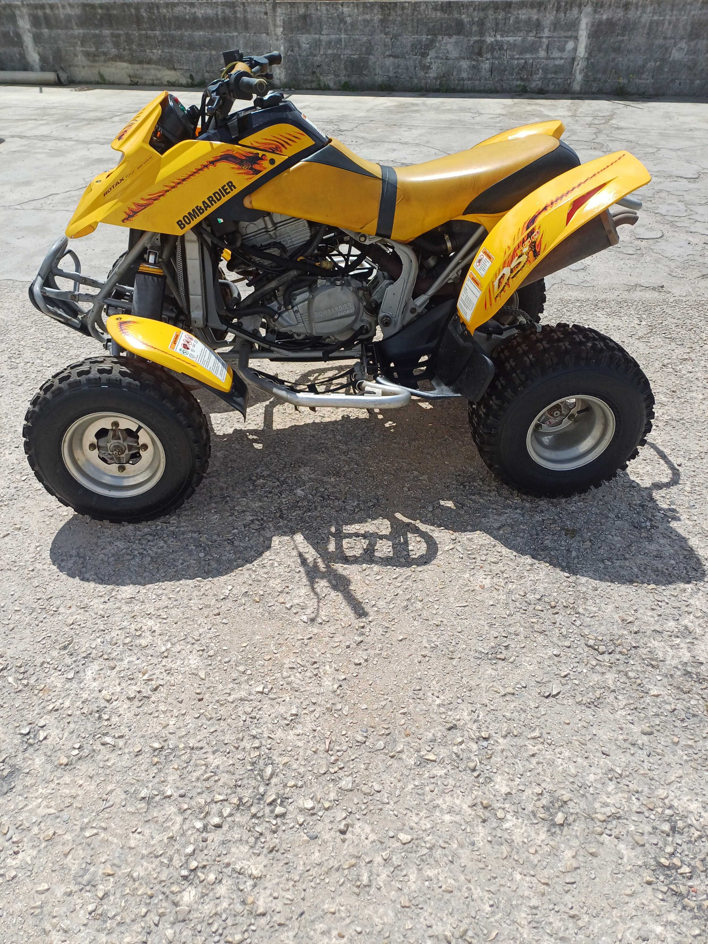 Bombardier ds 650