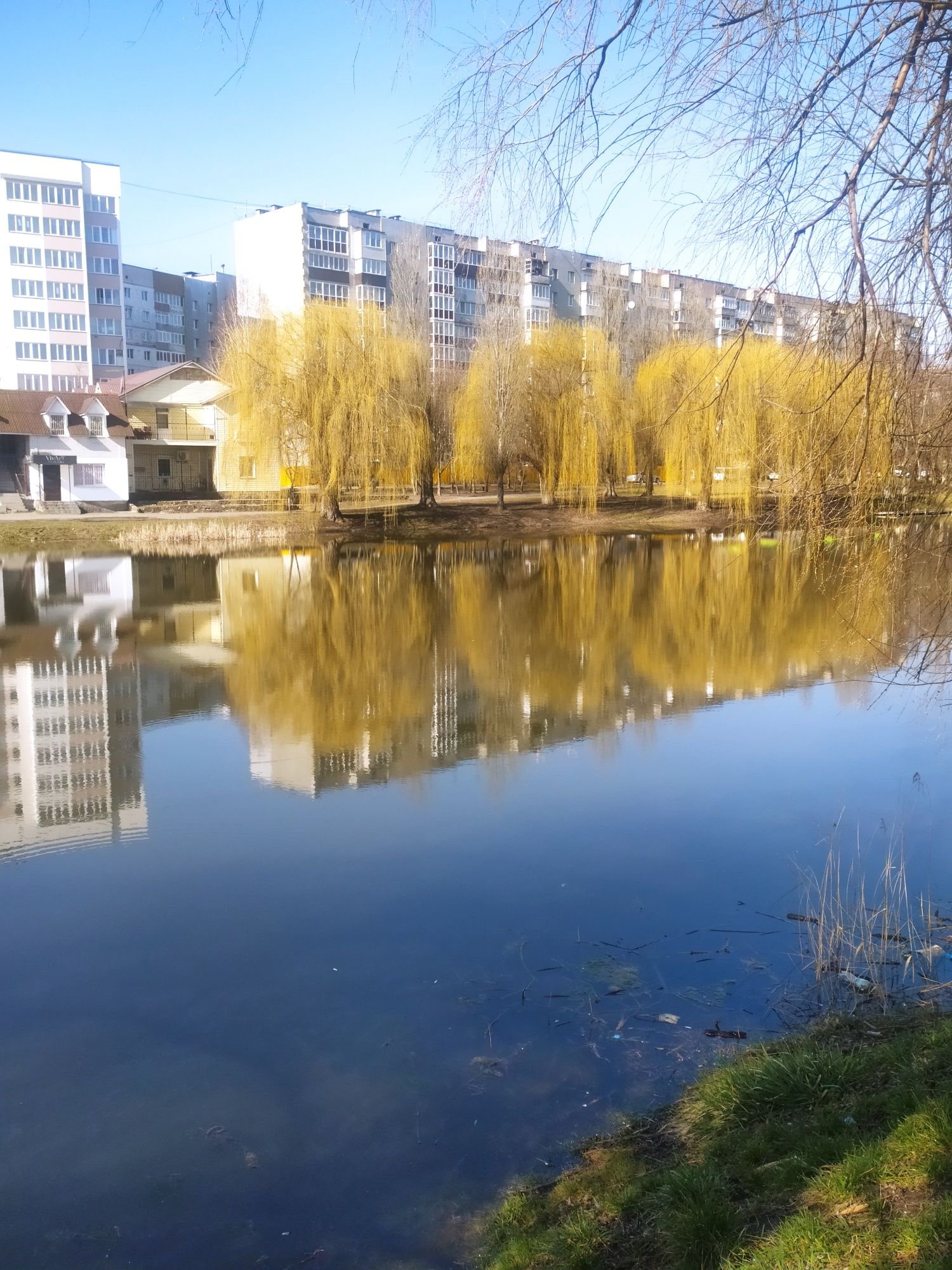 Продаж квартири в центрі Бородянки