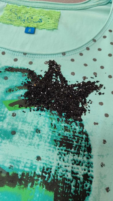 Футболка нова, розмір S, ціна 200 грн.