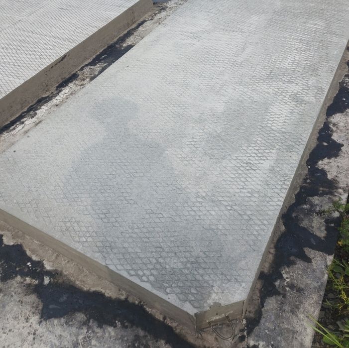 Плита дорожня 3х1.5м висотою 18см