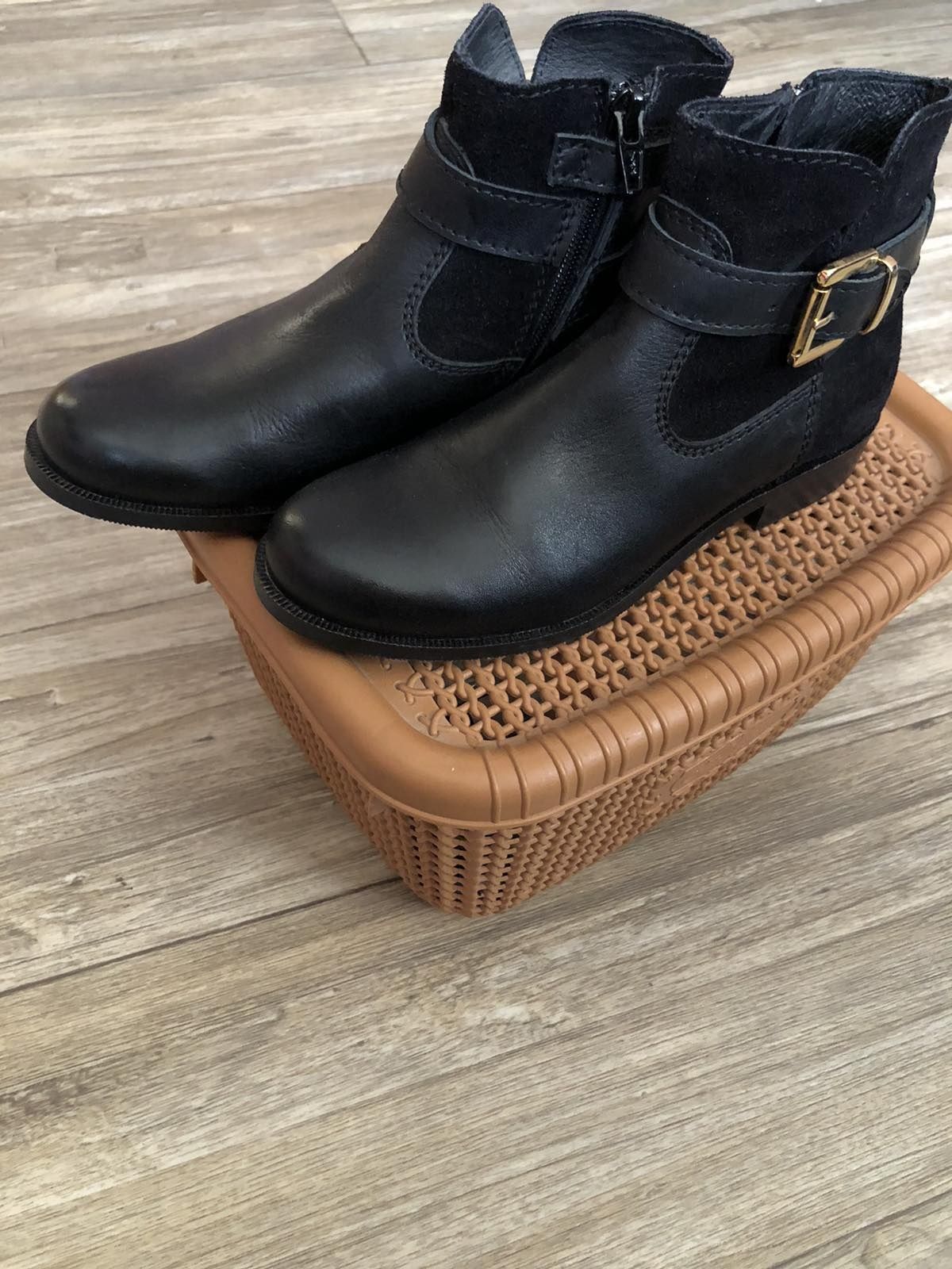 Ботінки Russell Bromley
