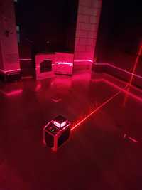 Laser krzyżowy 360 poziomica laserowa statyw Magnuson