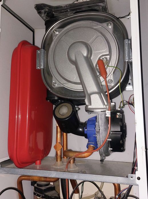 Kocioł Piec Gazowy Brötje PWHC 28 26kW Książka Gwarancyjna Instrukcja