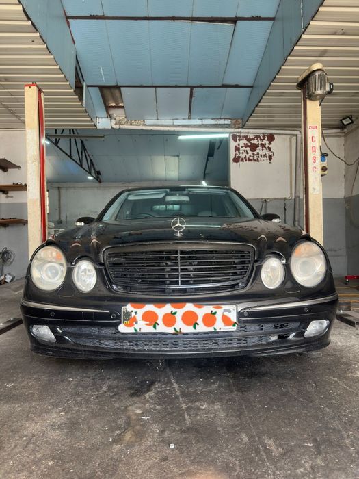 Mercedes w 211 320 cdiPara peças