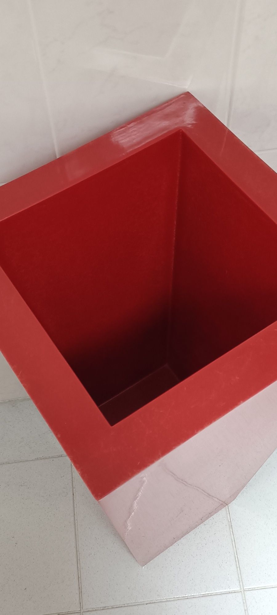 Vaso/floreira alto plástico