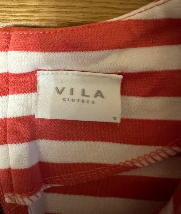 Женское платье в полоску Vila Clothes размер S