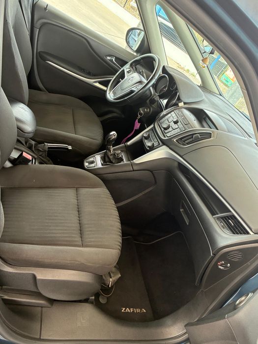 Opel Zafira usada 2012 Excelente estado