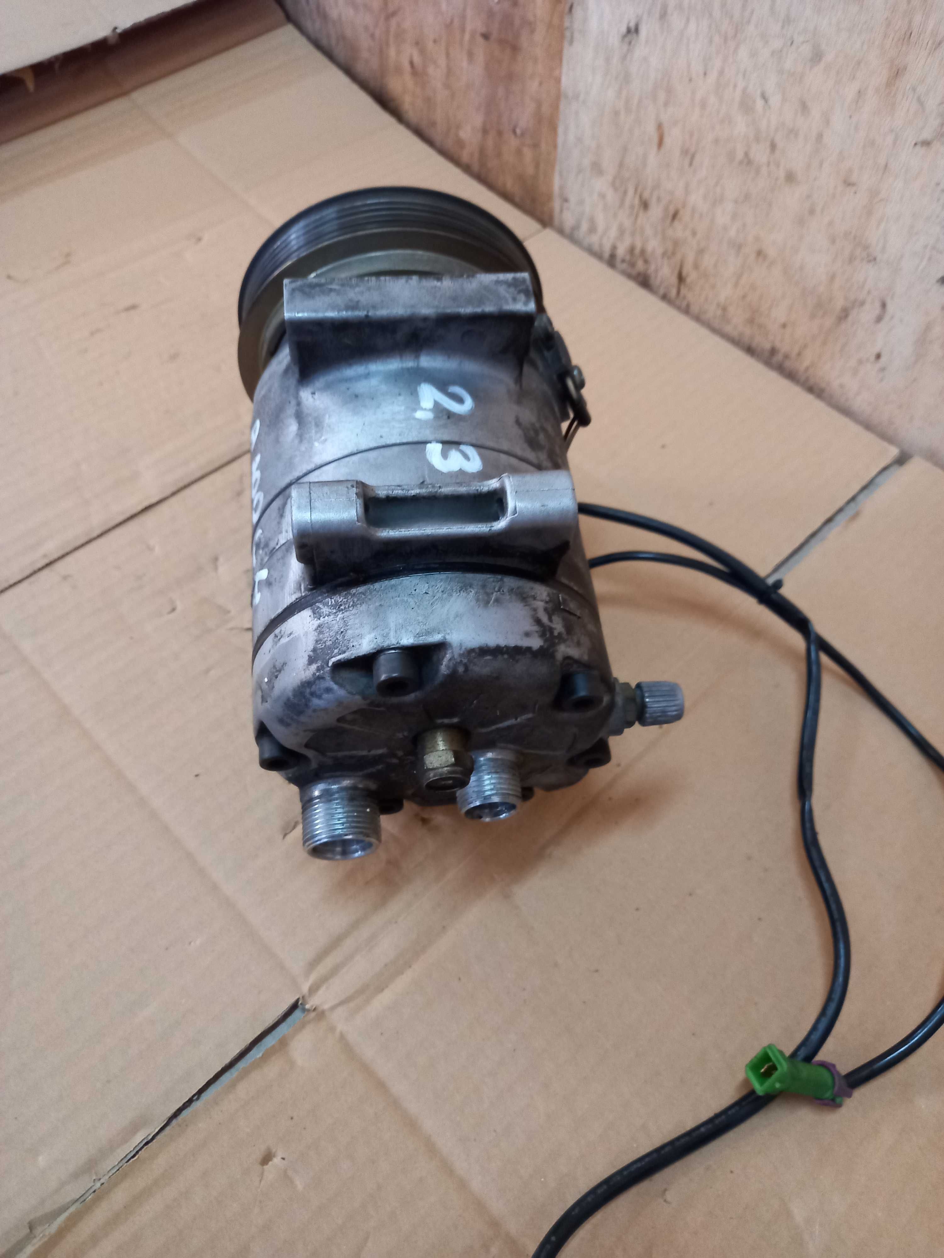 Sprężarka klimatyzacji Audi 100 C4 2.3 -805C