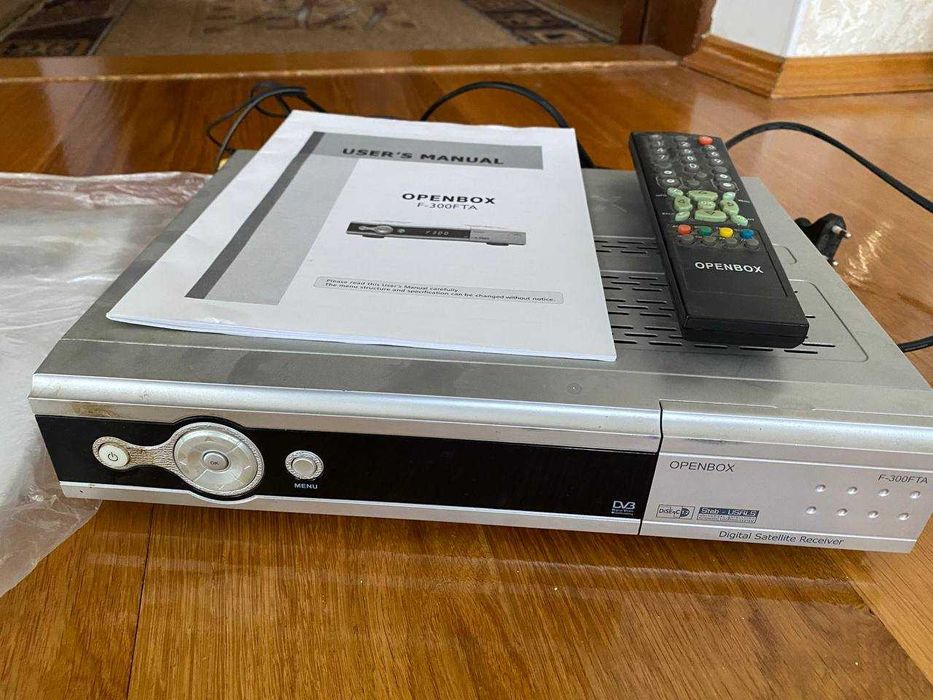 Супутниковий ресівер Openbox F-300 FTA