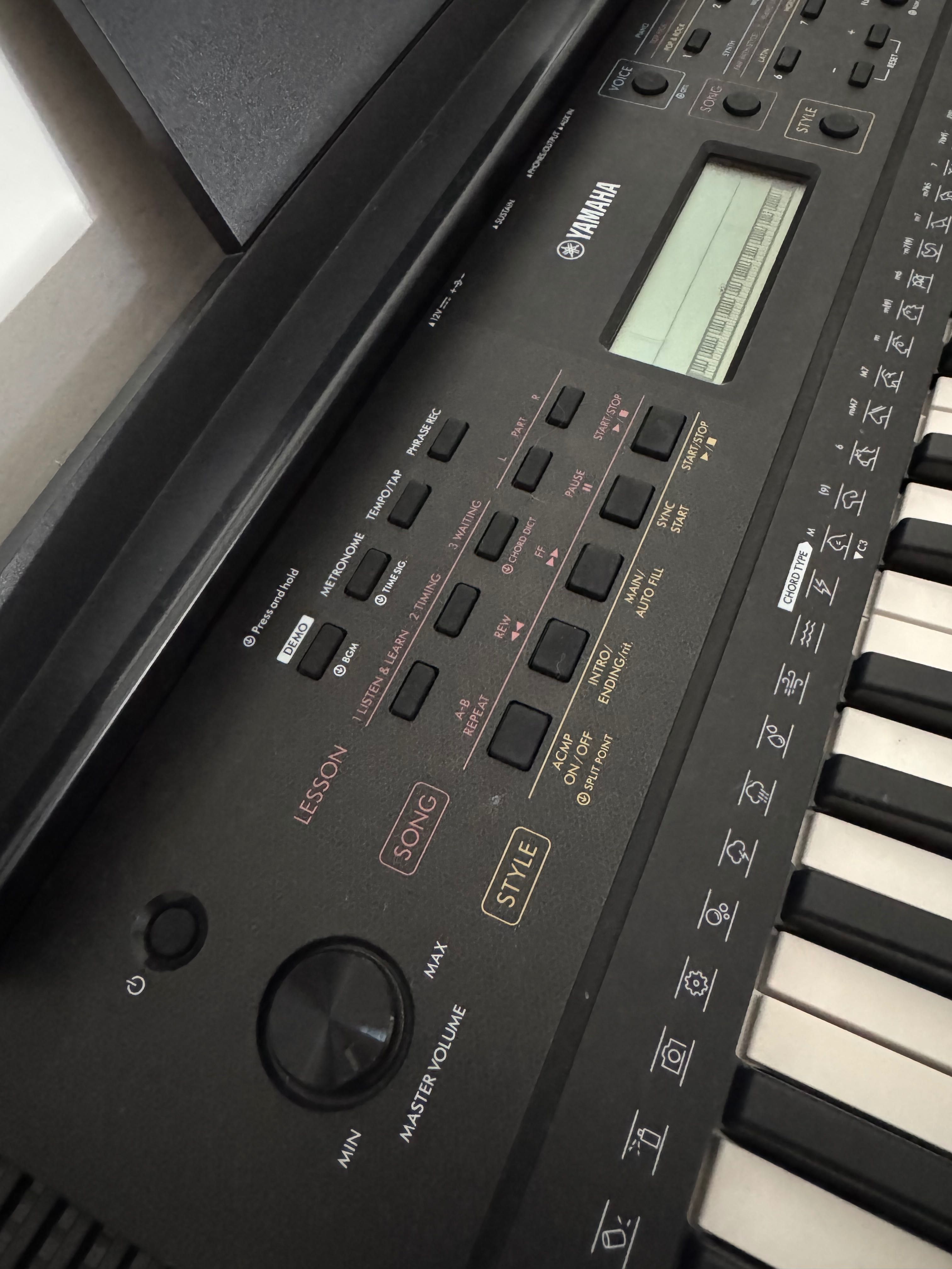 Teclado piano Yamaha
