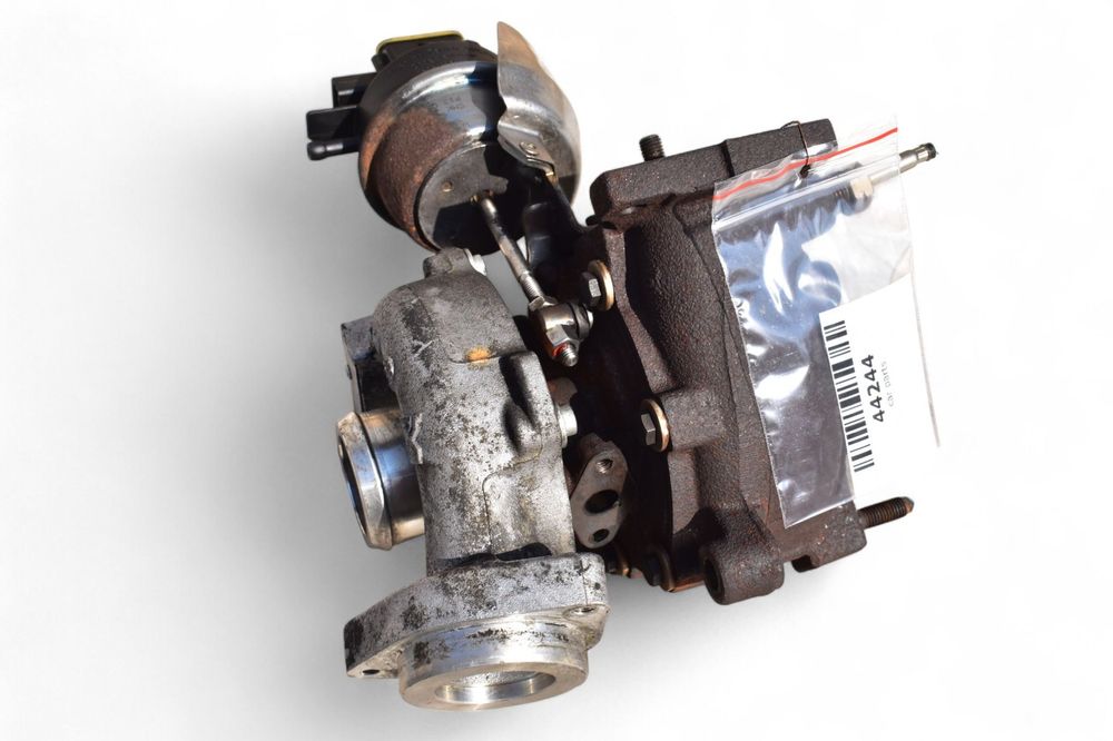 Turbosprężarka AUDI A4 B8 A5 8T A6 C6 Q5 8R SEAT EXEO 2.0 TDI 03L145702D