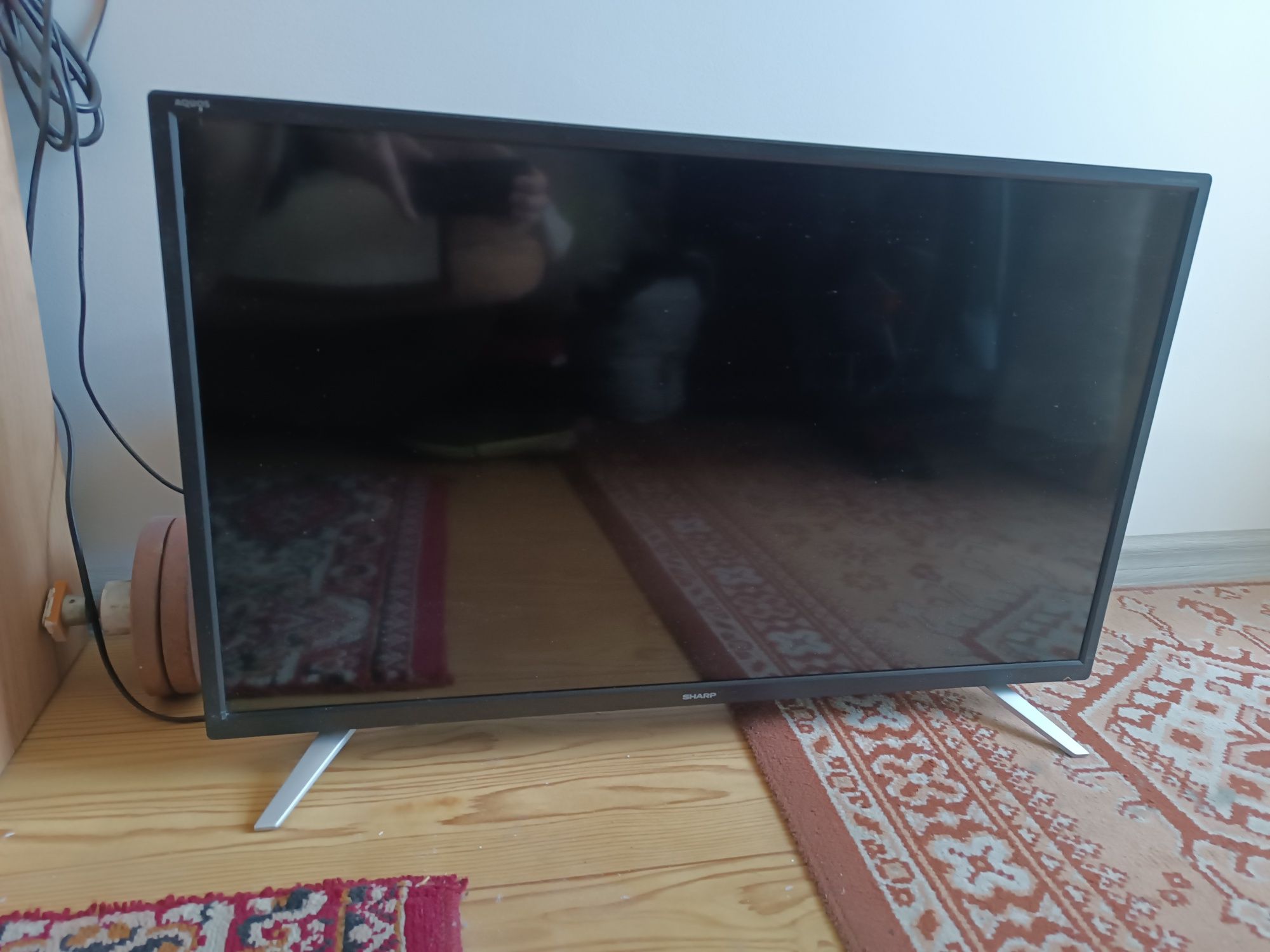 Telewizor SHARP 32 cale