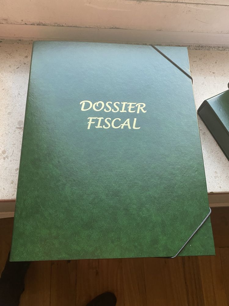 Dossier fiscal / pasta arquivo