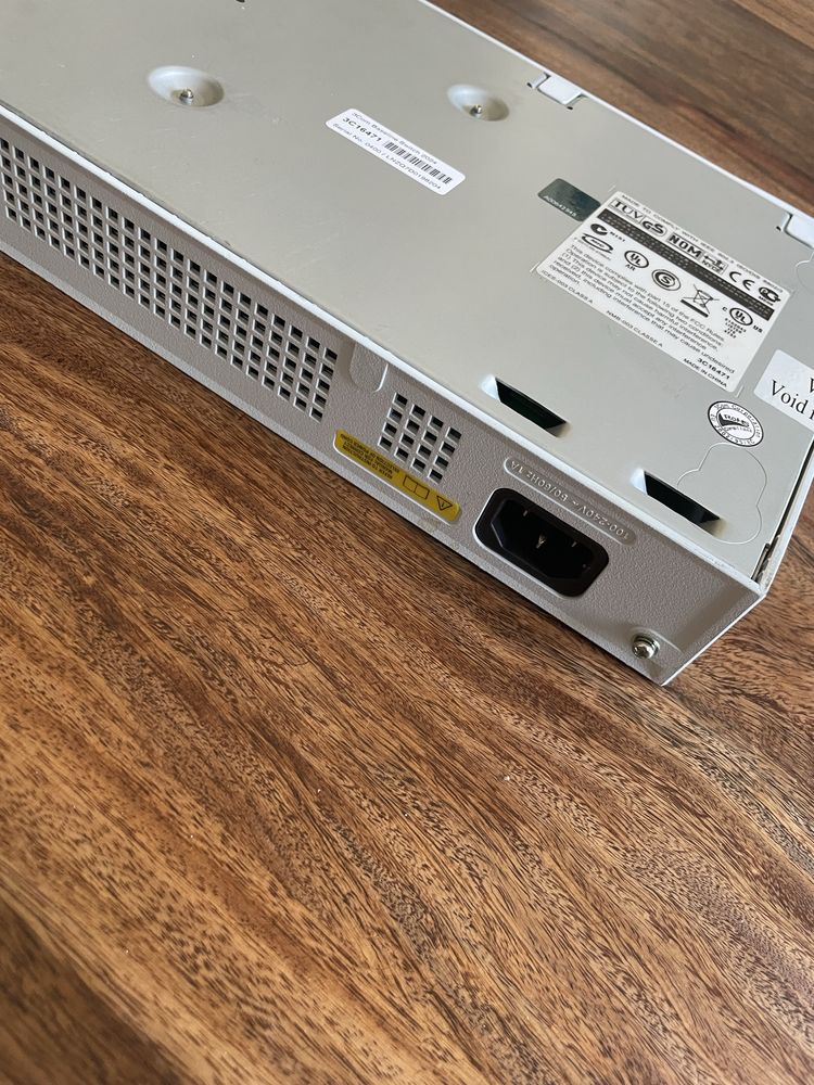 Switch 3Com Baseline 10/100 Switch 24