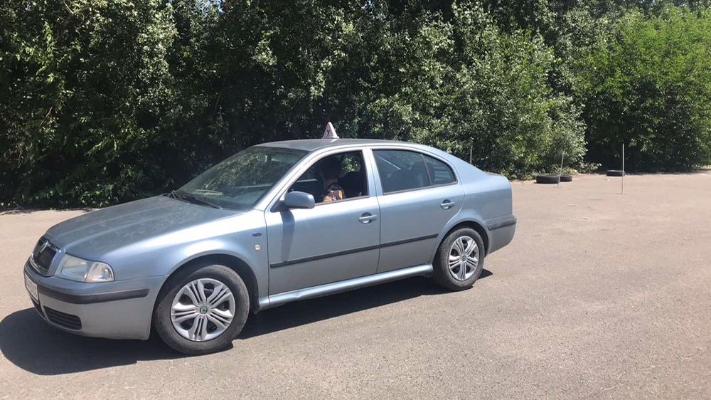 Уроки вождения.850грн.-1,5 часа.Инструктор по вождению.Автоинструктор.