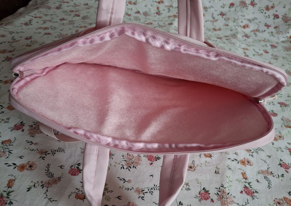 Torba na laptopa różowa Sinsay